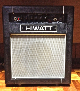 ギターアンプ(6)ーCUSTOM HIWATT 20: Favola Moderna